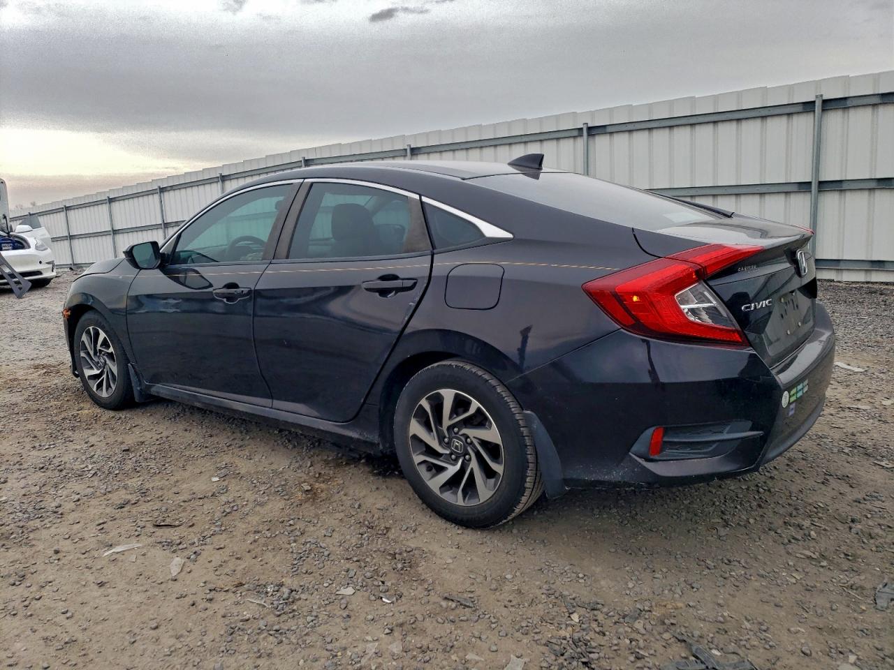 2017 HONDA CIVIC EX photo 2