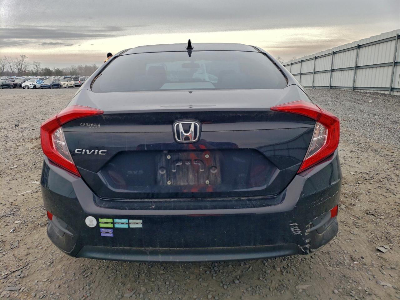 2017 HONDA CIVIC EX photo 6