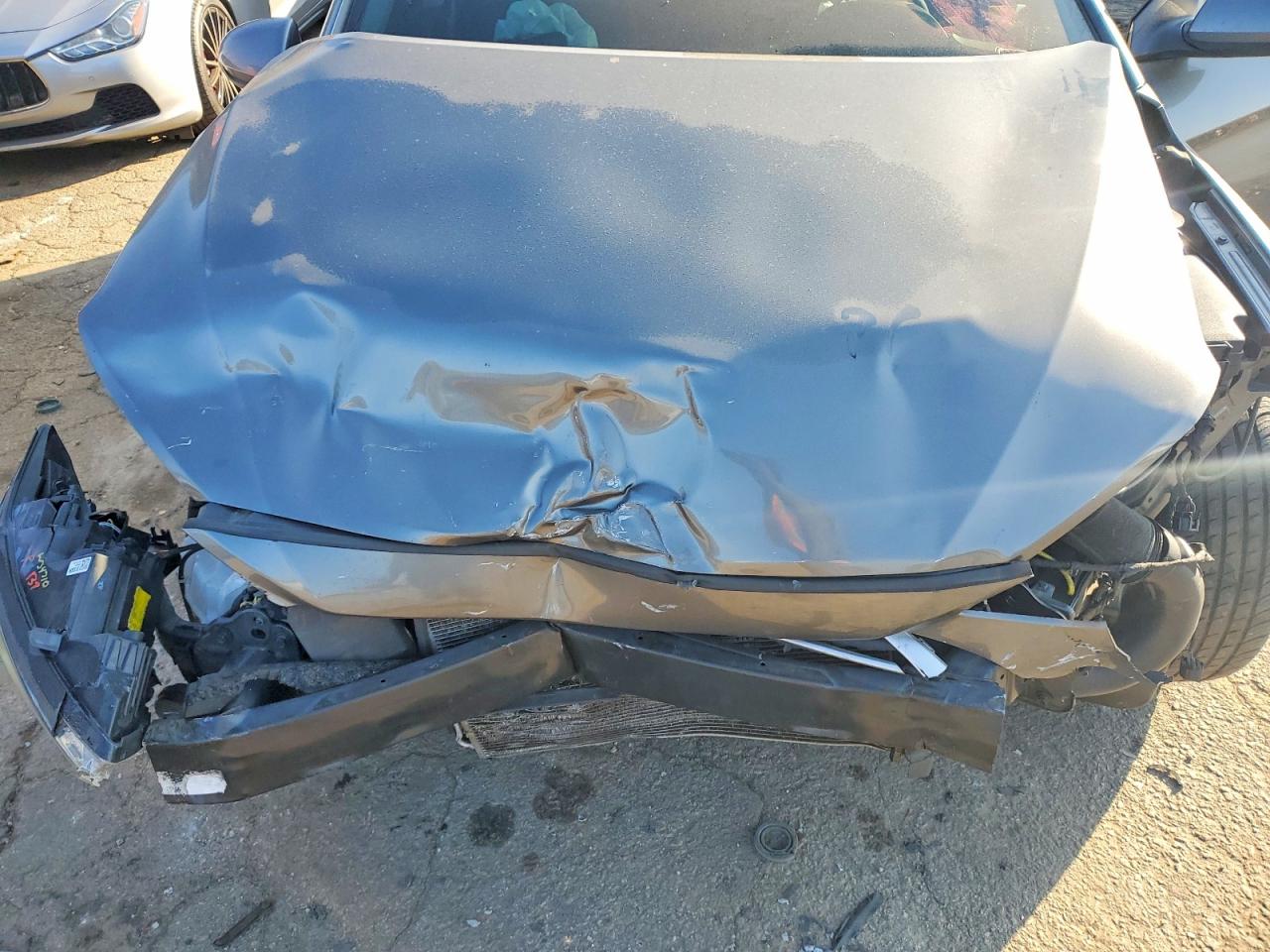 2018 HYUNDAI ELANTRA photo 11