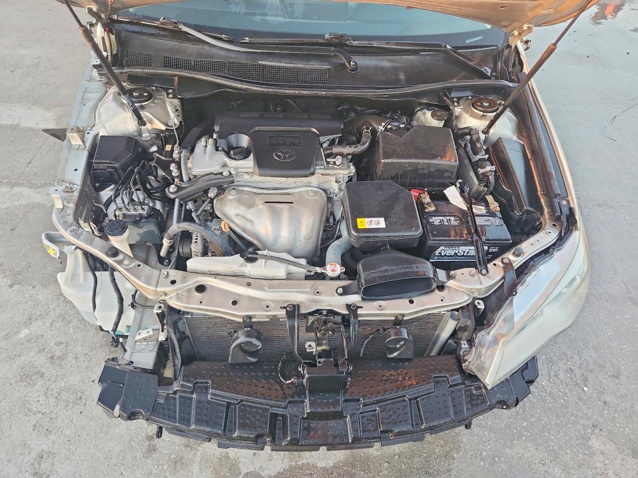 2017 TOYOTA CAMRY LE photo 11