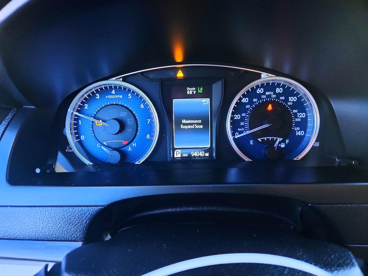 2017 TOYOTA CAMRY LE photo 9