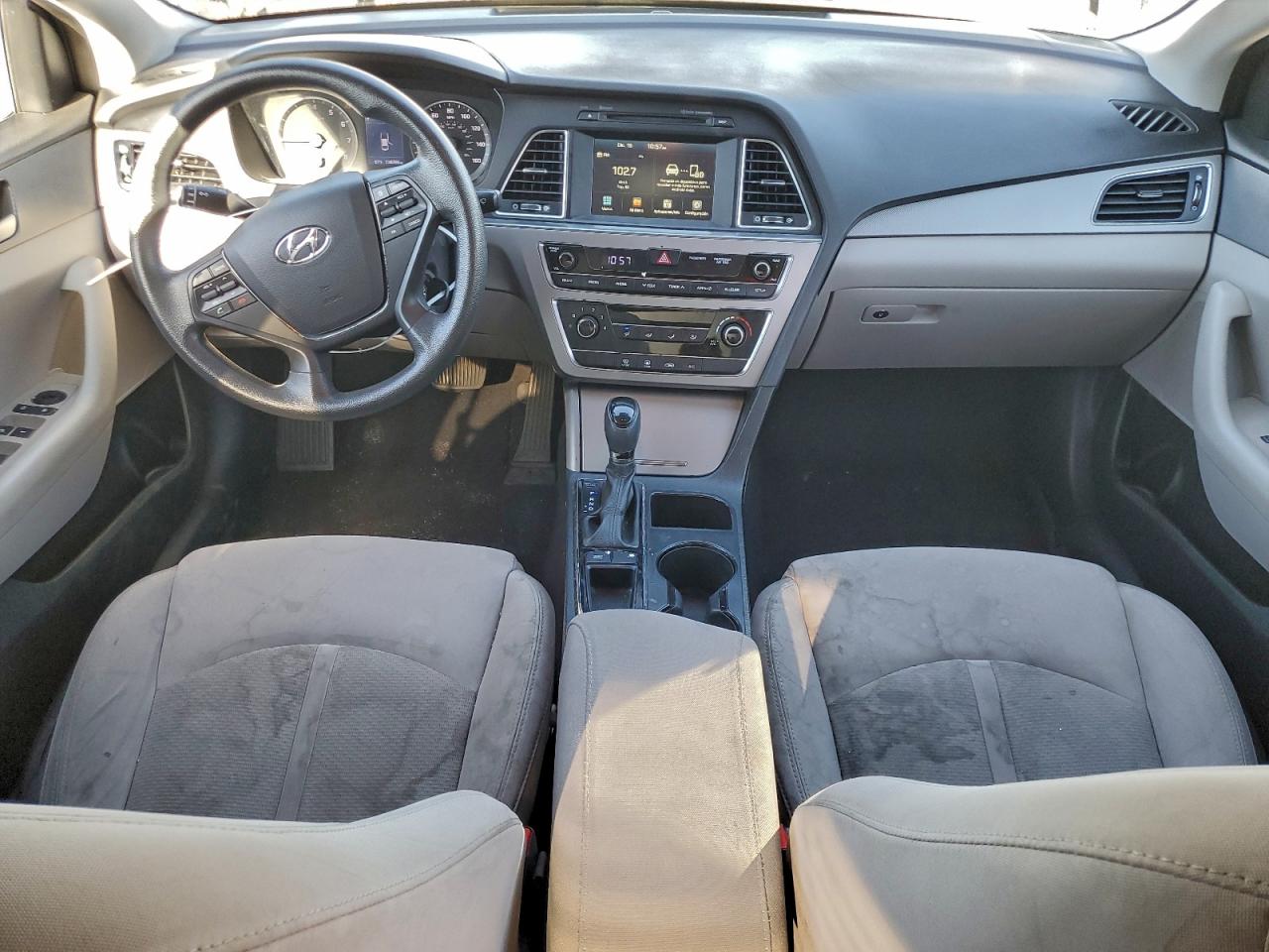 2016 HYUNDAI SONATA SE photo 8