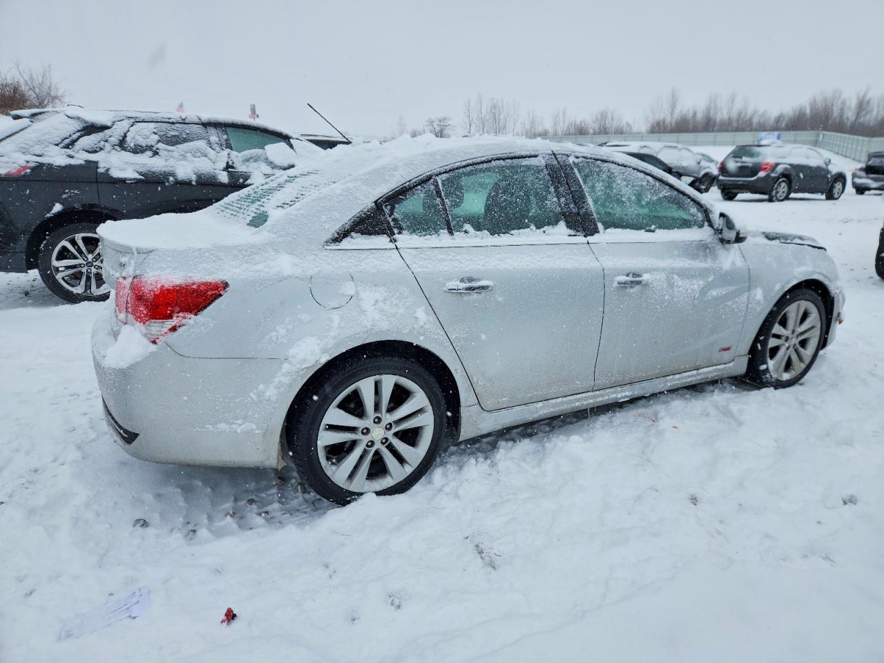 2015 CHEVROLET CRUZE LTZ photo 3