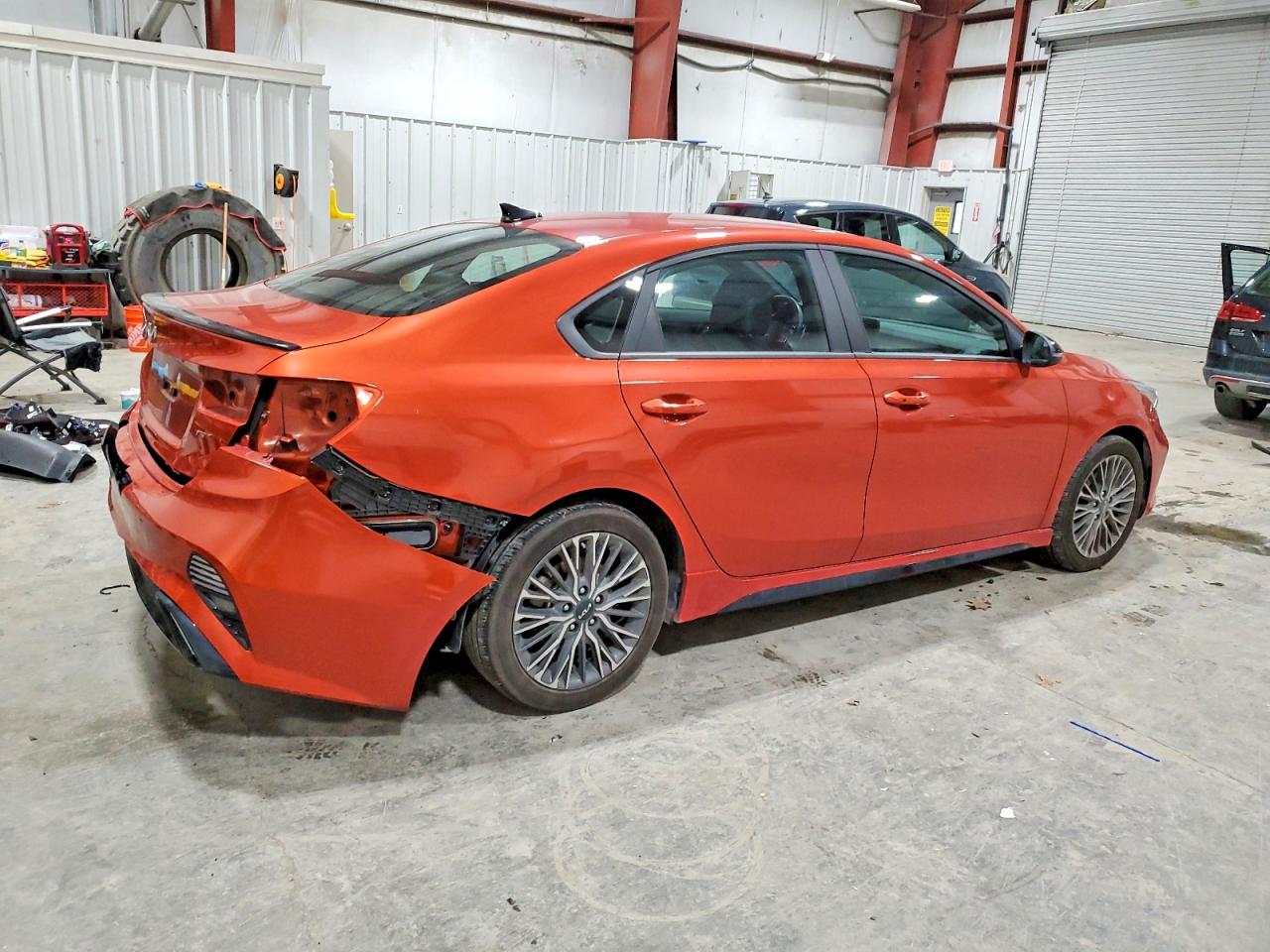 2023 KIA FORTE GT LINE photo 3