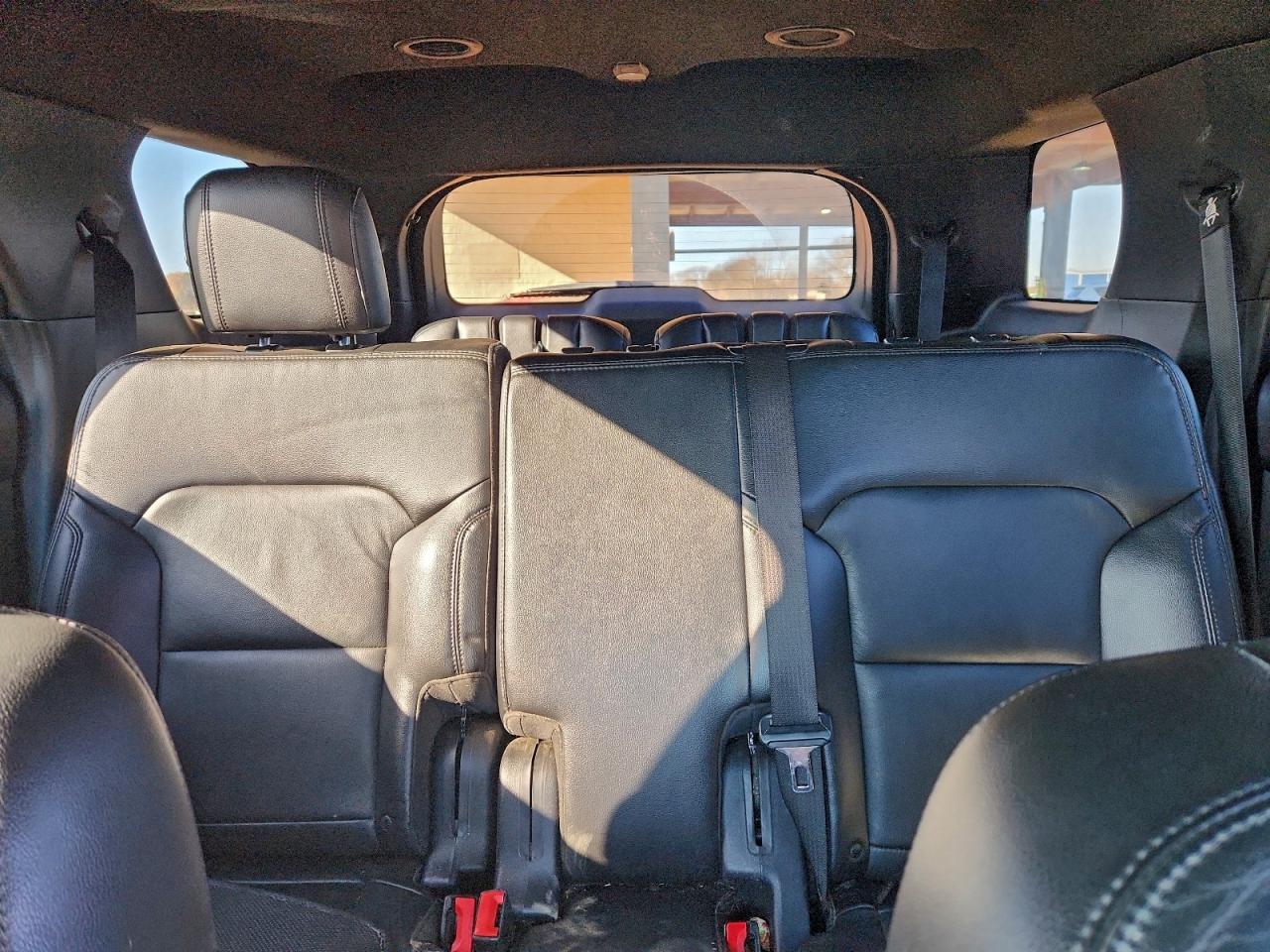 2016 FORD EXPLORER XLT photo 10