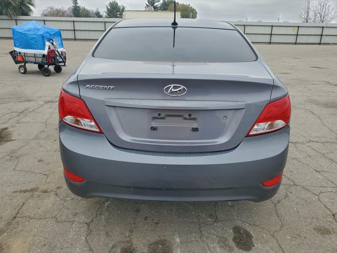 2017 HYUNDAI ACCENT SE photo 6