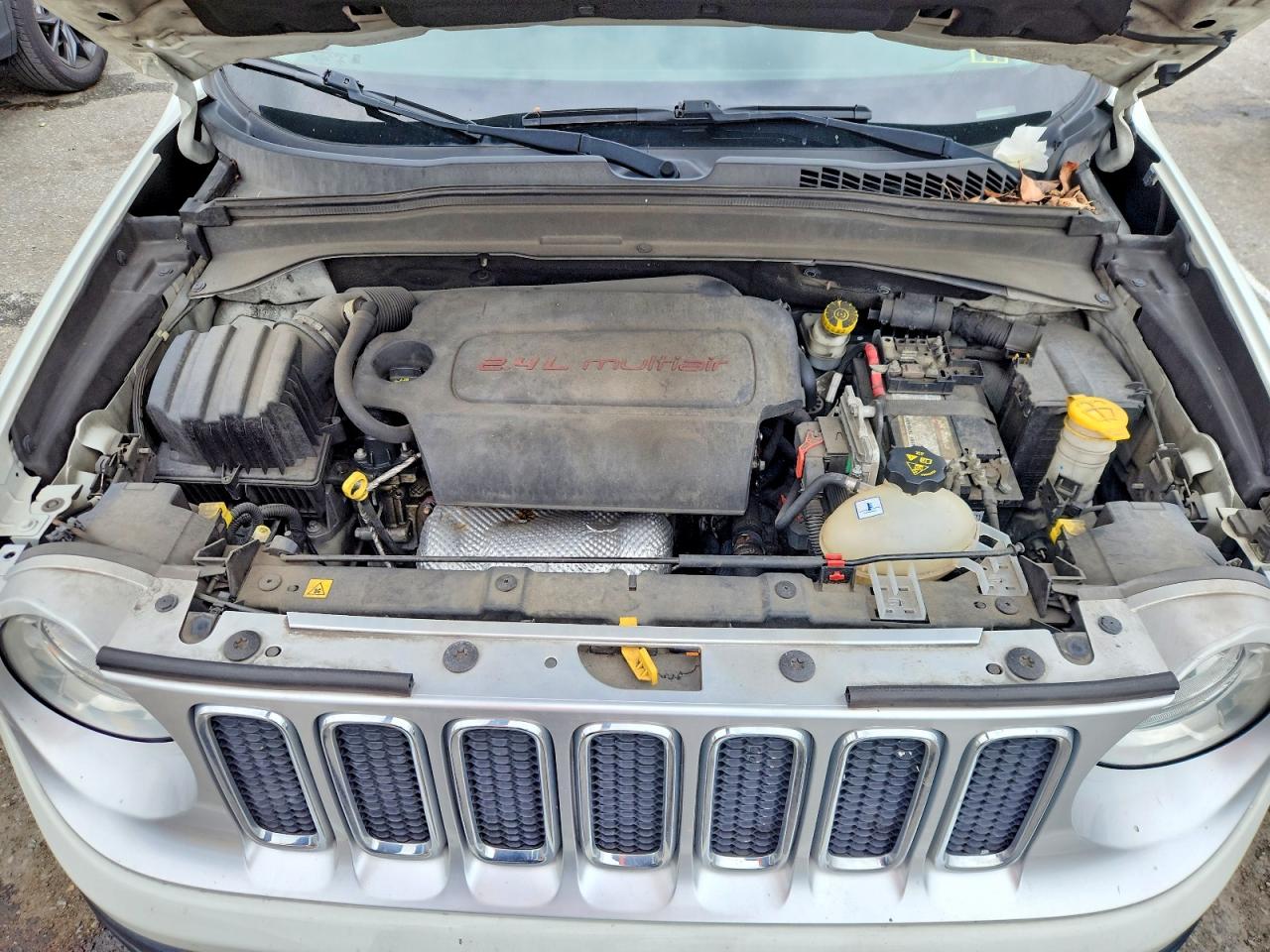 2015 JEEP RENEGADE LIMITED photo 11