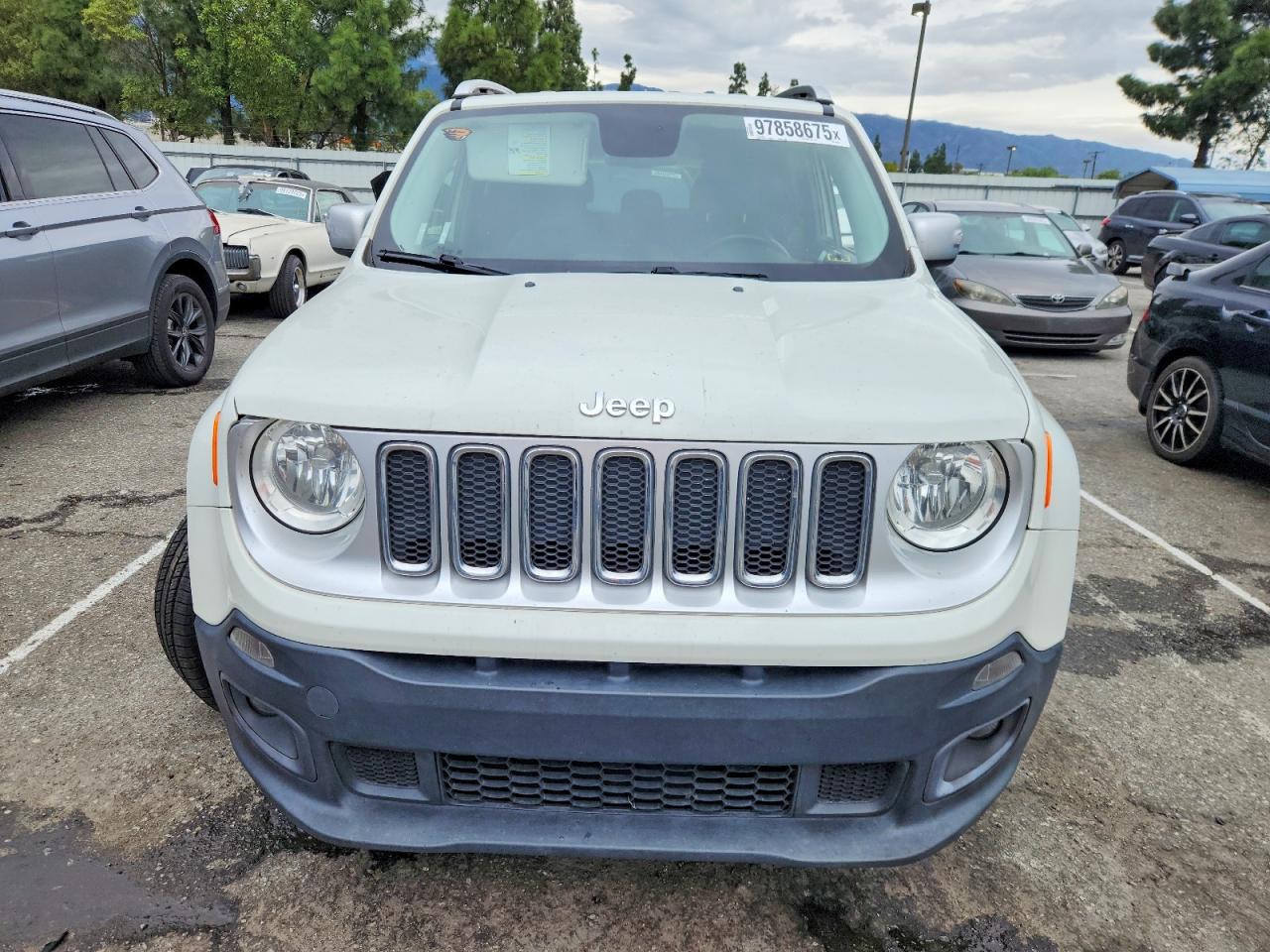 2015 JEEP RENEGADE LIMITED photo 5