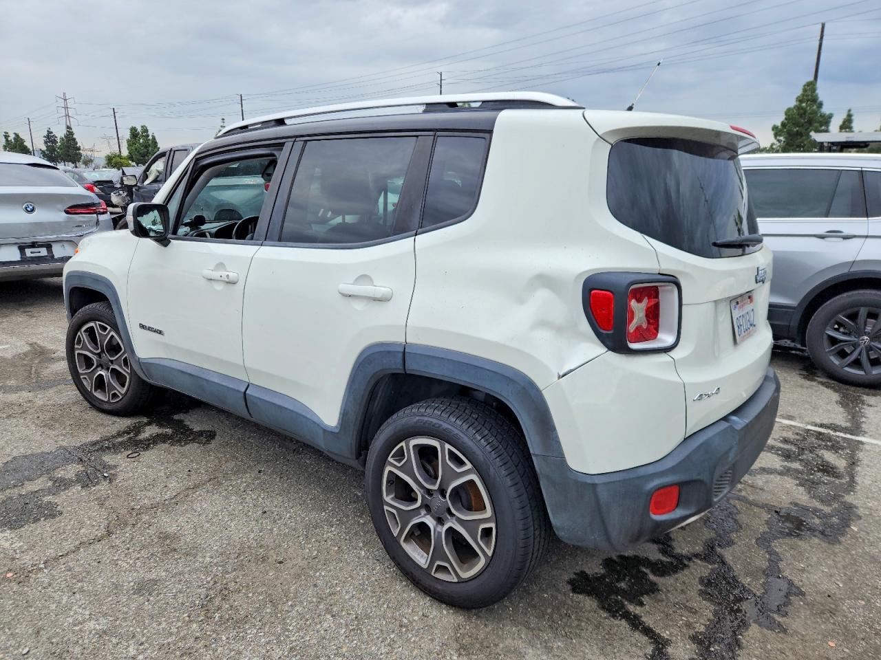 2015 JEEP RENEGADE LIMITED photo 2