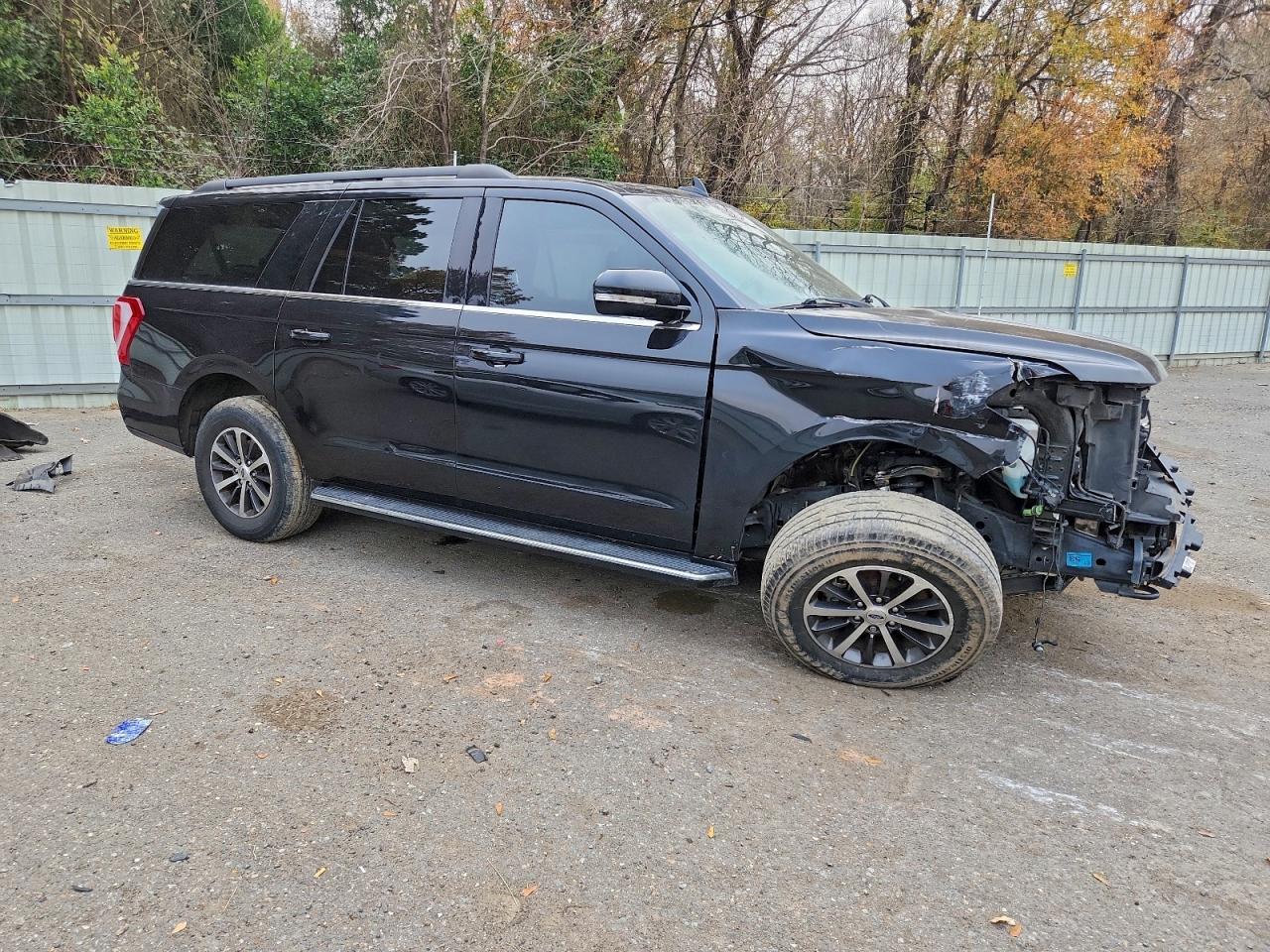 2019 FORD EXPEDITION MAX XLT photo 4