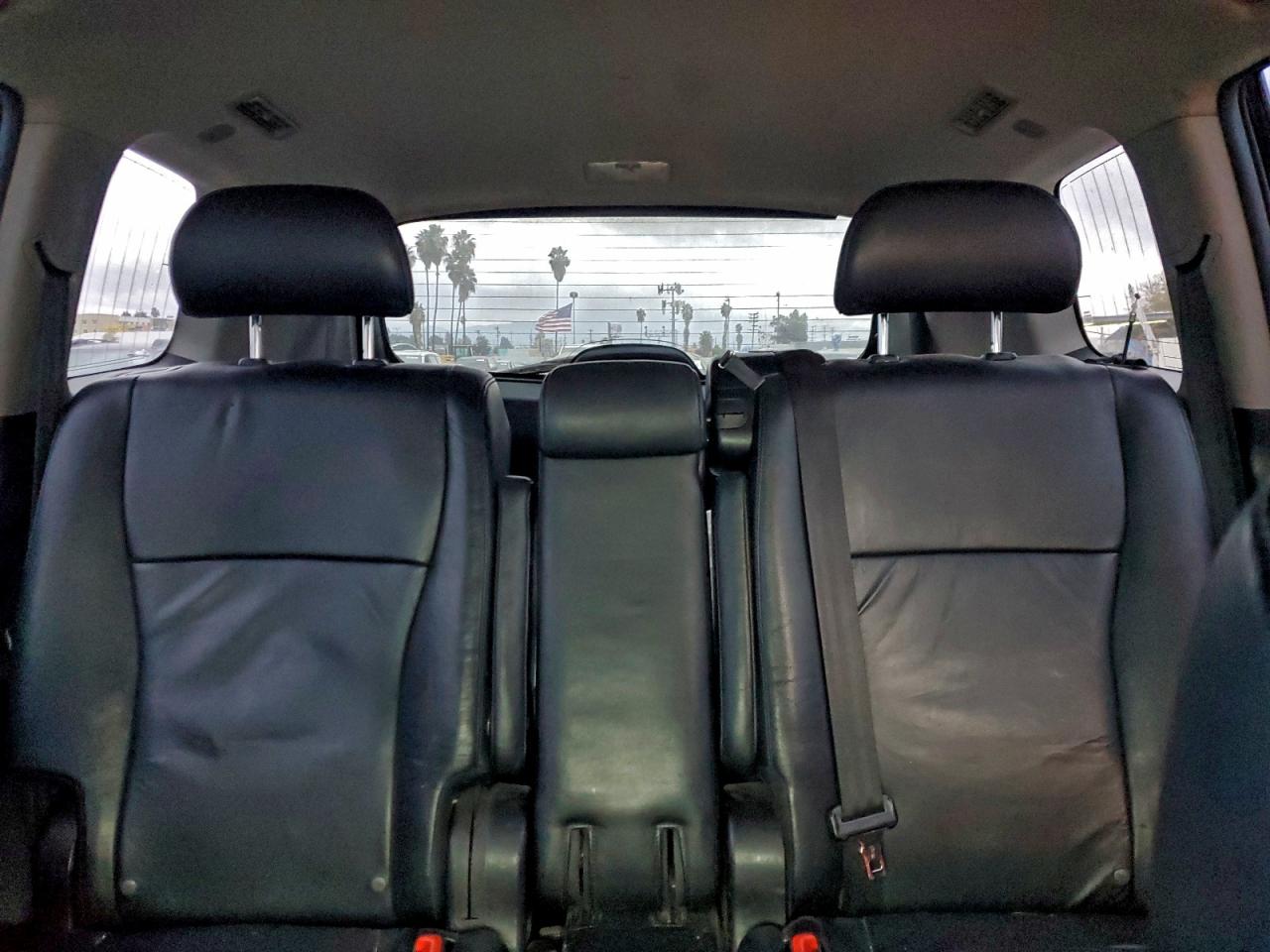 2011 TOYOTA HIGHLANDER BASE photo 10