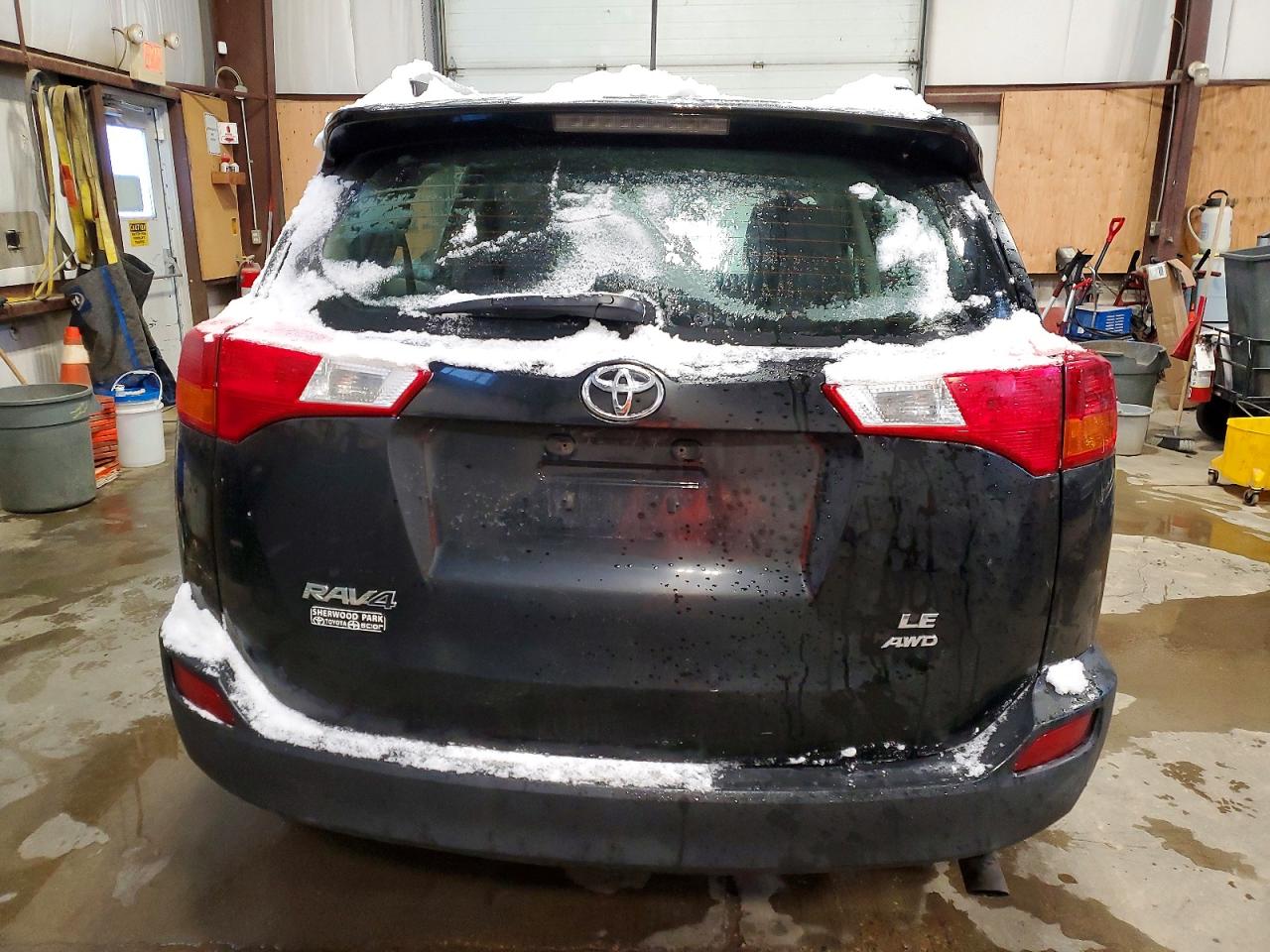 2013 TOYOTA RAV4 LE photo 6