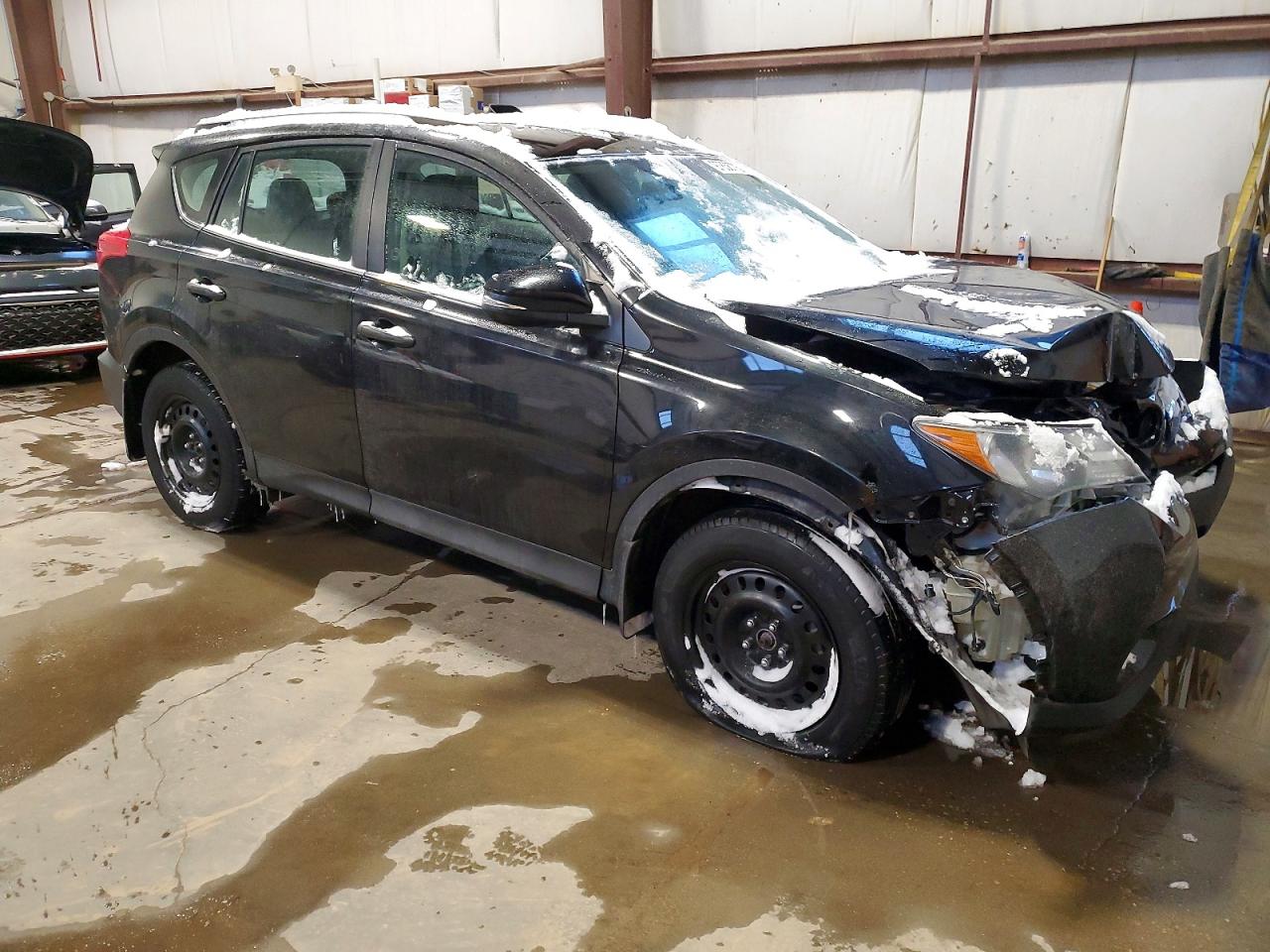 2013 TOYOTA RAV4 LE photo 4