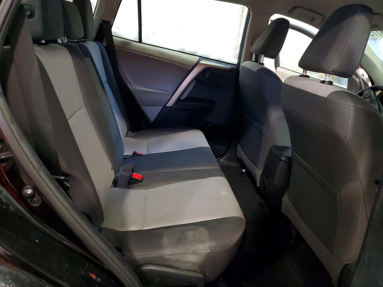 2013 TOYOTA RAV4 LE photo 11