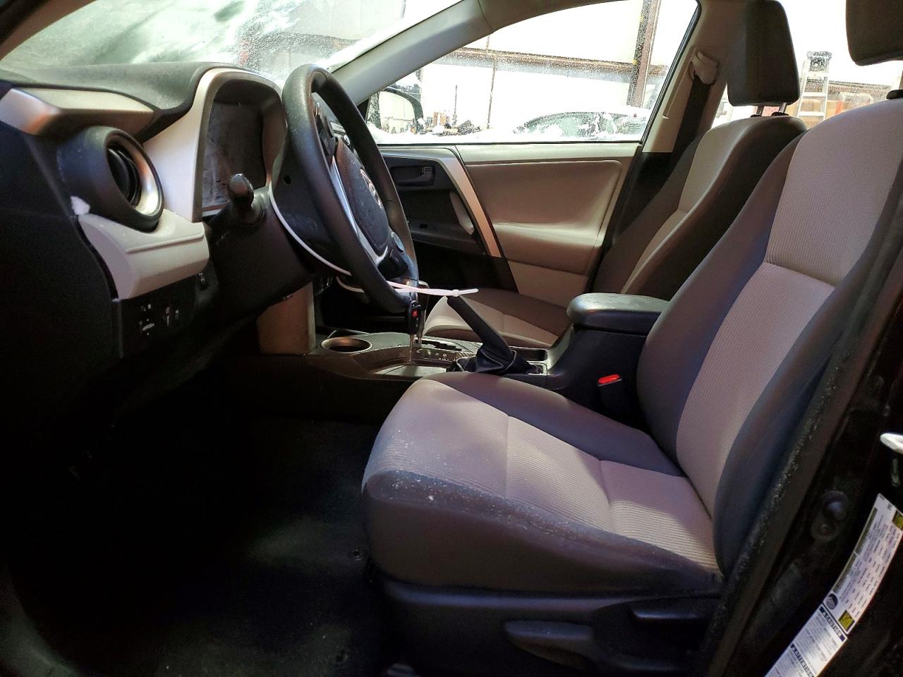 2013 TOYOTA RAV4 LE photo 7