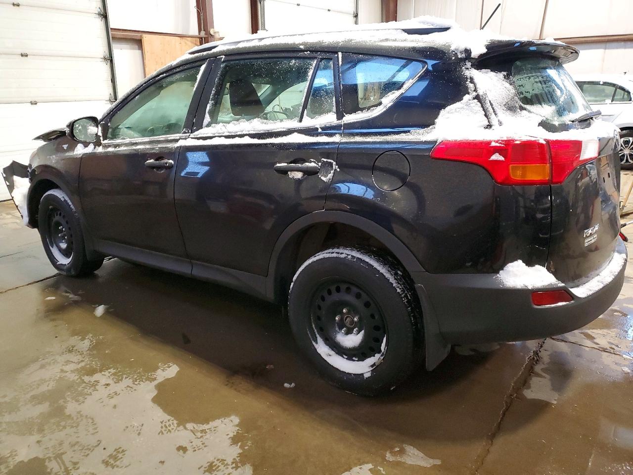 2013 TOYOTA RAV4 LE photo 2