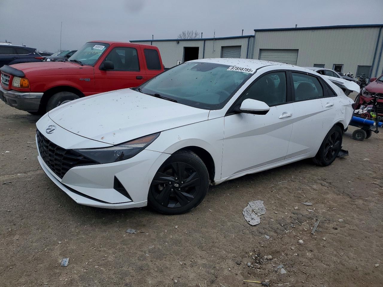 2022 HYUNDAI ELANTRA