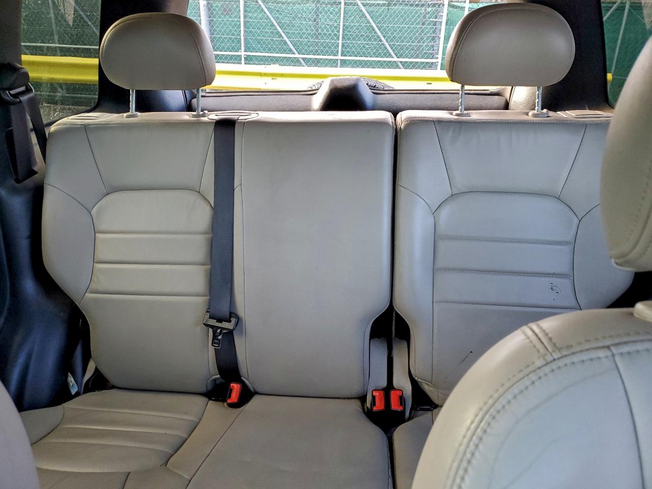 2003 JEEP LIBERTY LIMITED photo 10