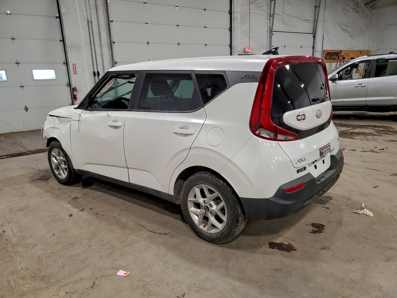 2020 KIA SOUL LX photo 2