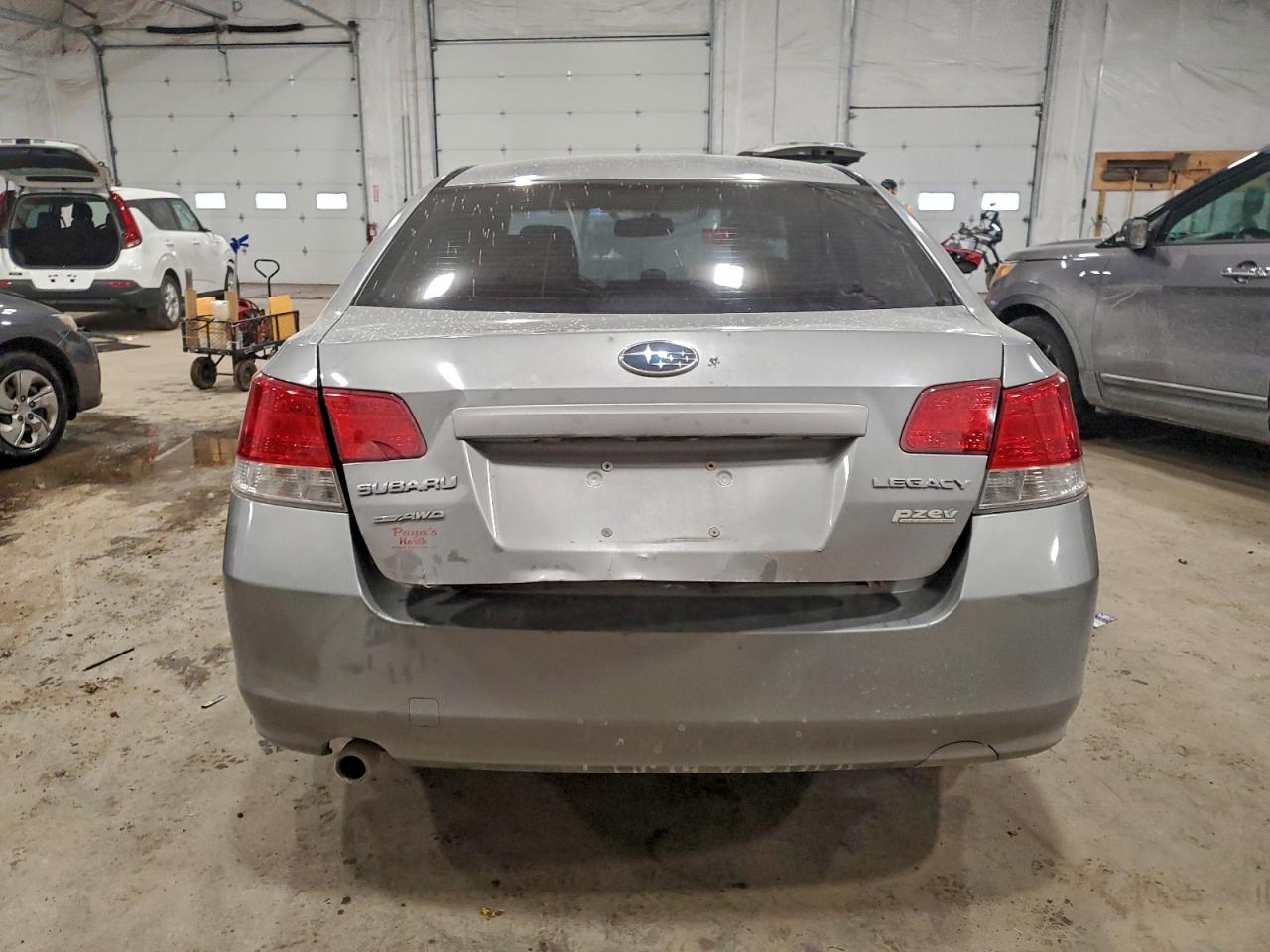 2011 SUBARU LEGACY 2.5I PREMIUM photo 6