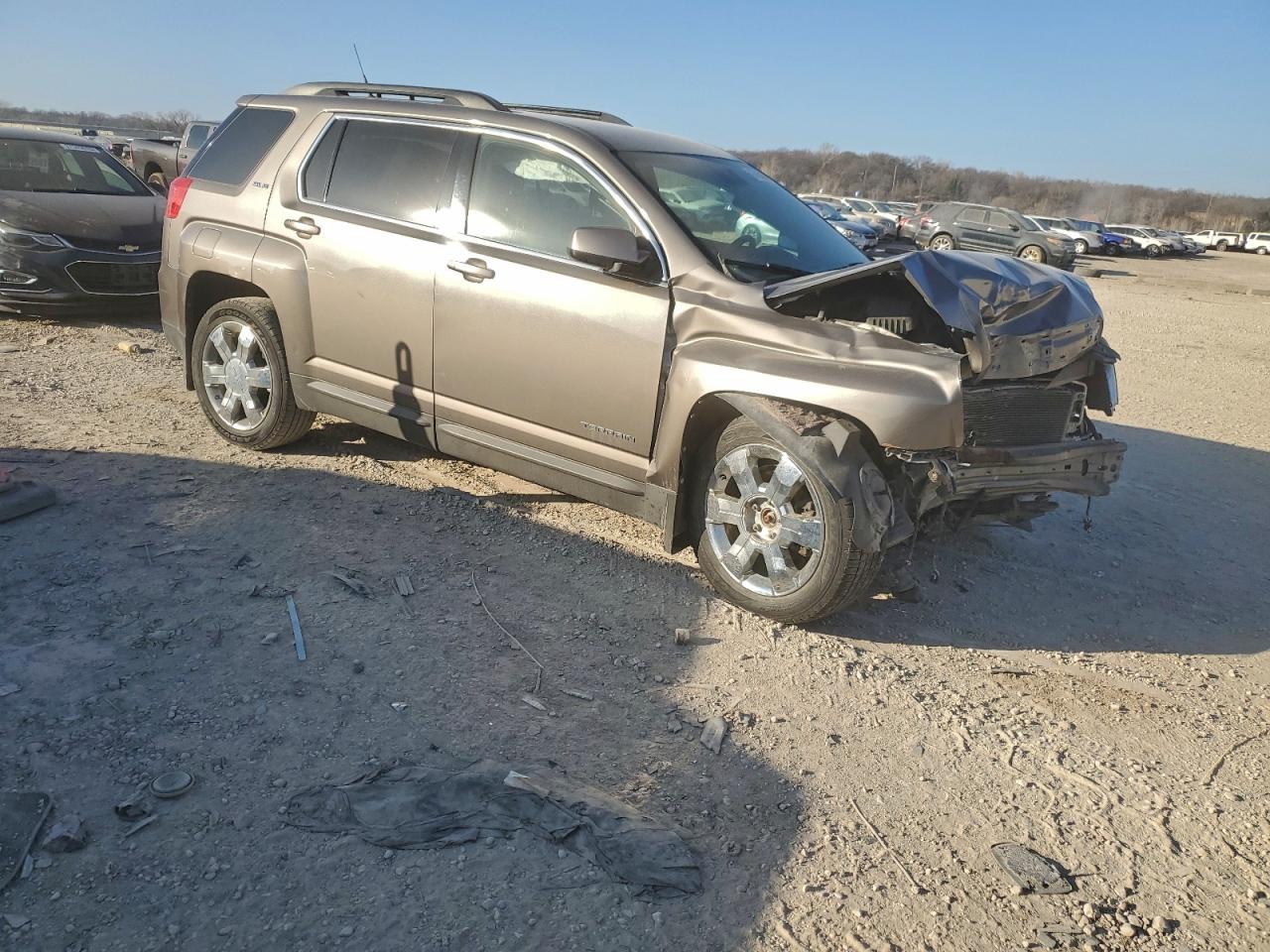 2012 GMC TERRAIN SLE photo 4