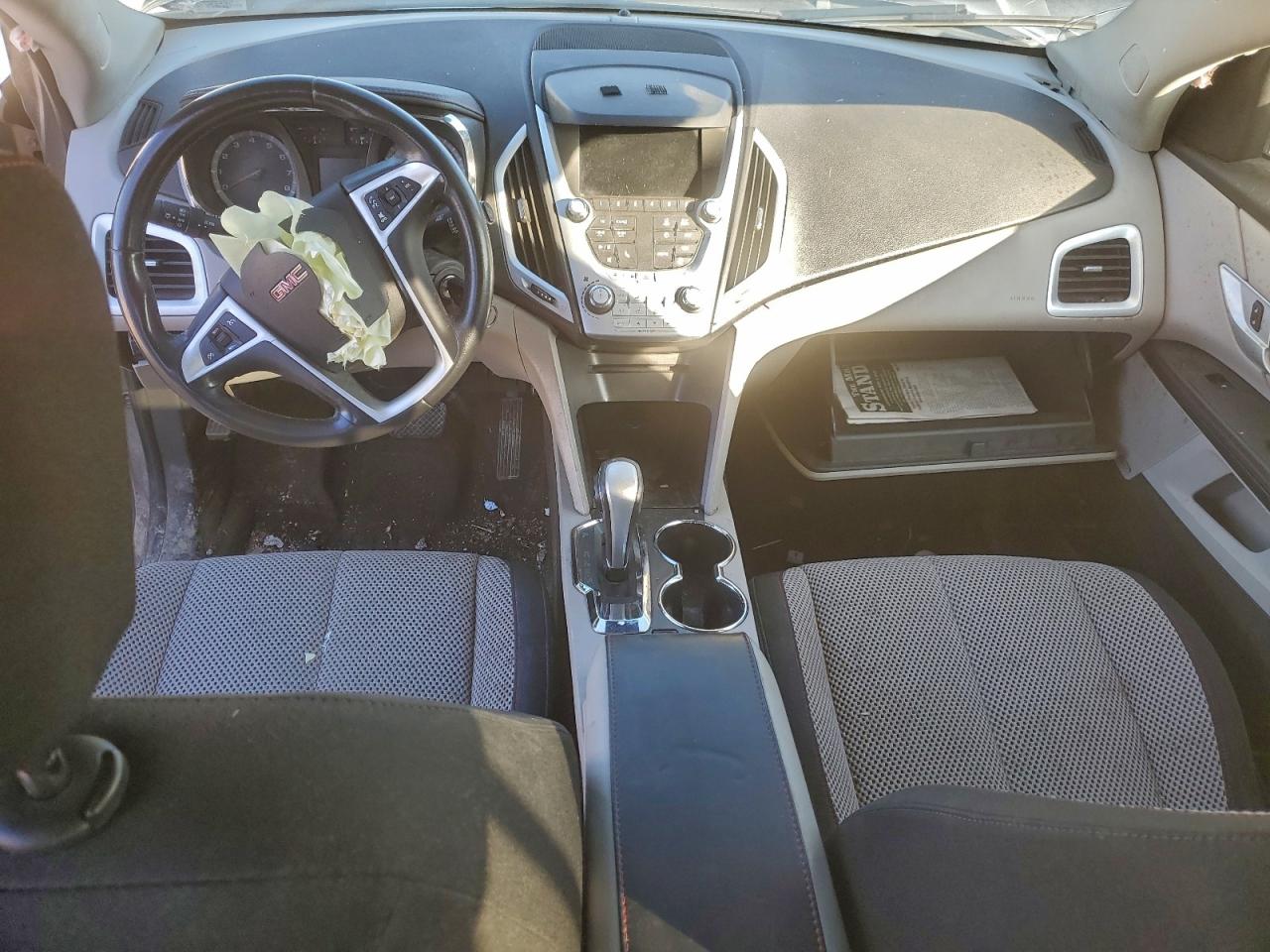 2012 GMC TERRAIN SLE photo 8