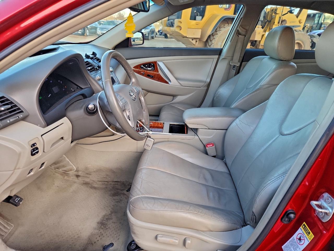 2010 TOYOTA CAMRY HYBRID photo 7