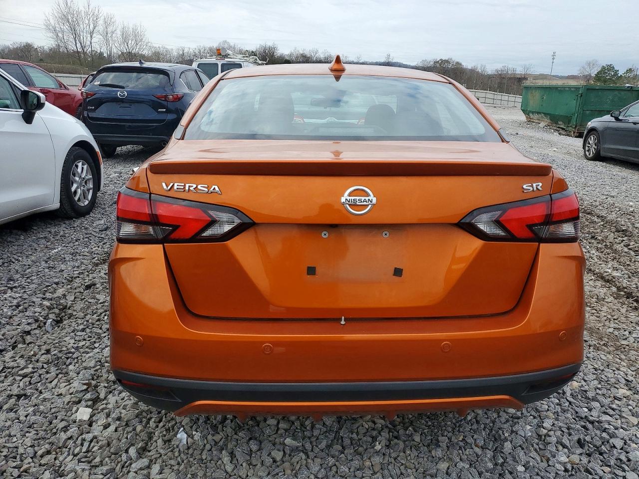 2020 NISSAN VERSA SR photo 6
