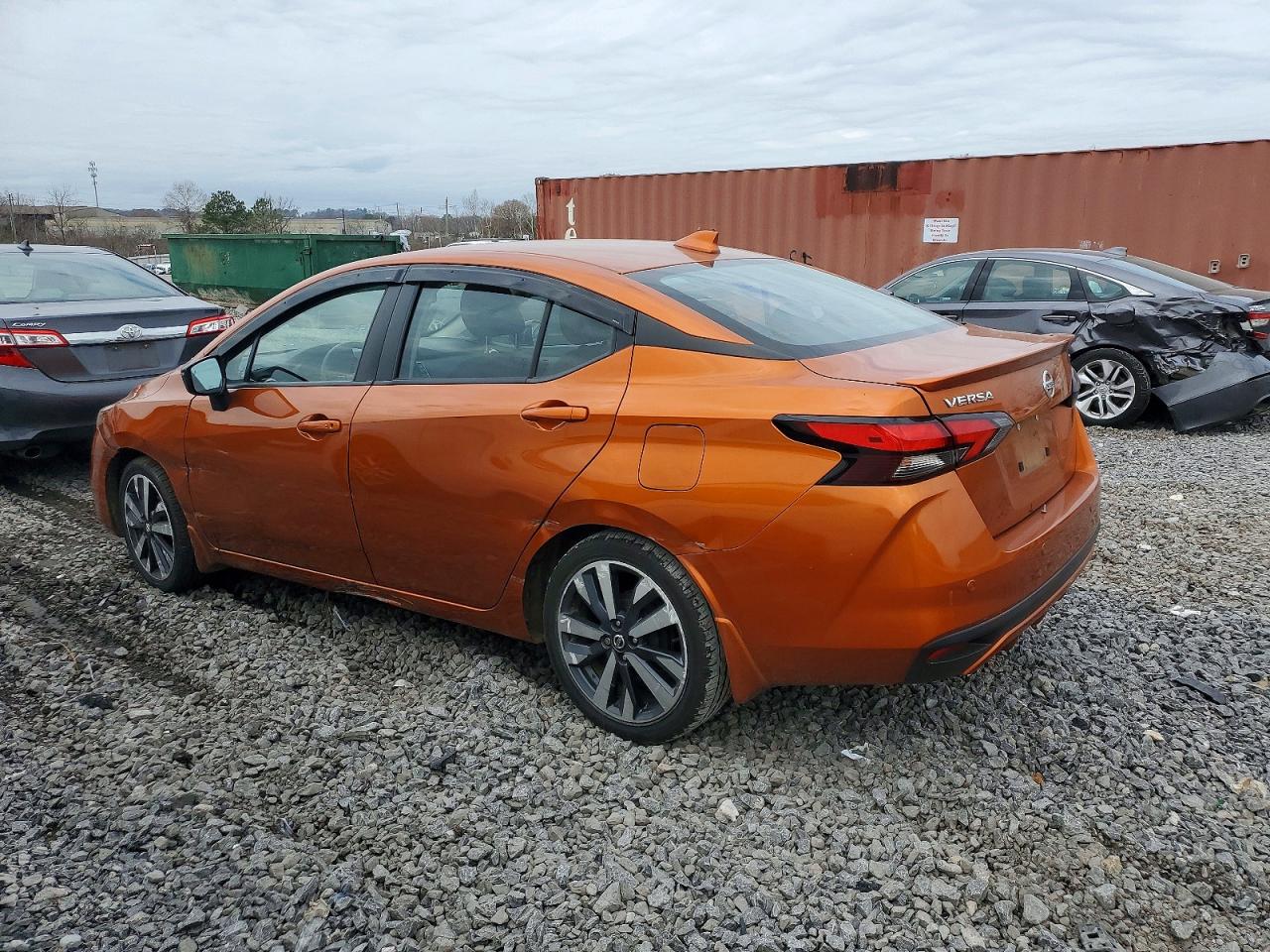 2020 NISSAN VERSA SR photo 2