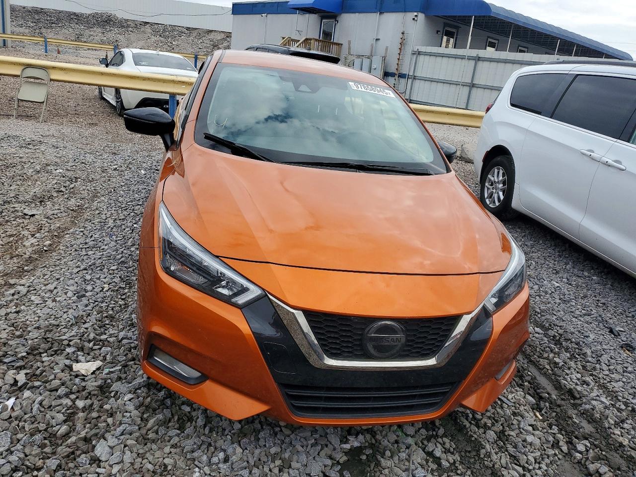2020 NISSAN VERSA SR photo 5