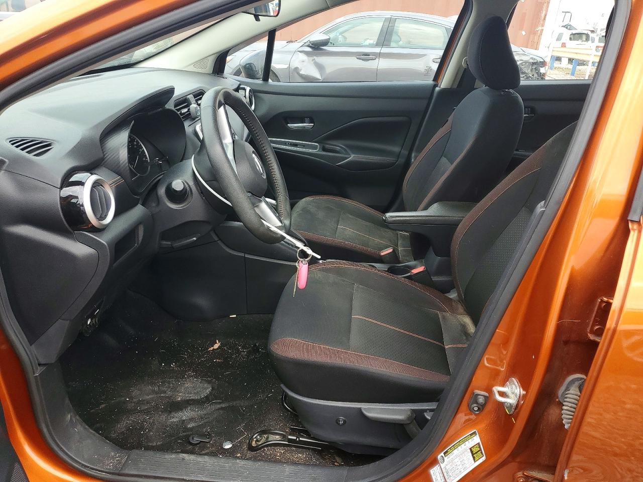 2020 NISSAN VERSA SR photo 7