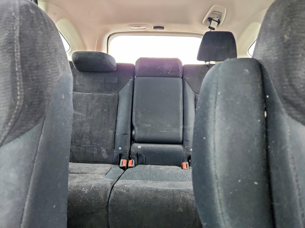 2014 HONDA CR-V LX photo 19