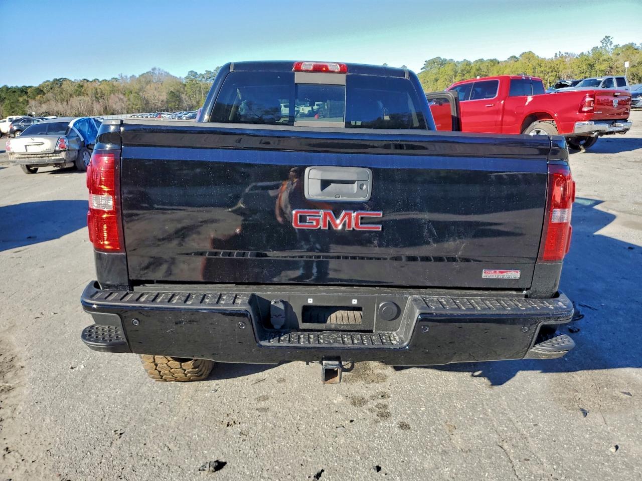 2015 GMC SIERRA K1500 SLT photo 6
