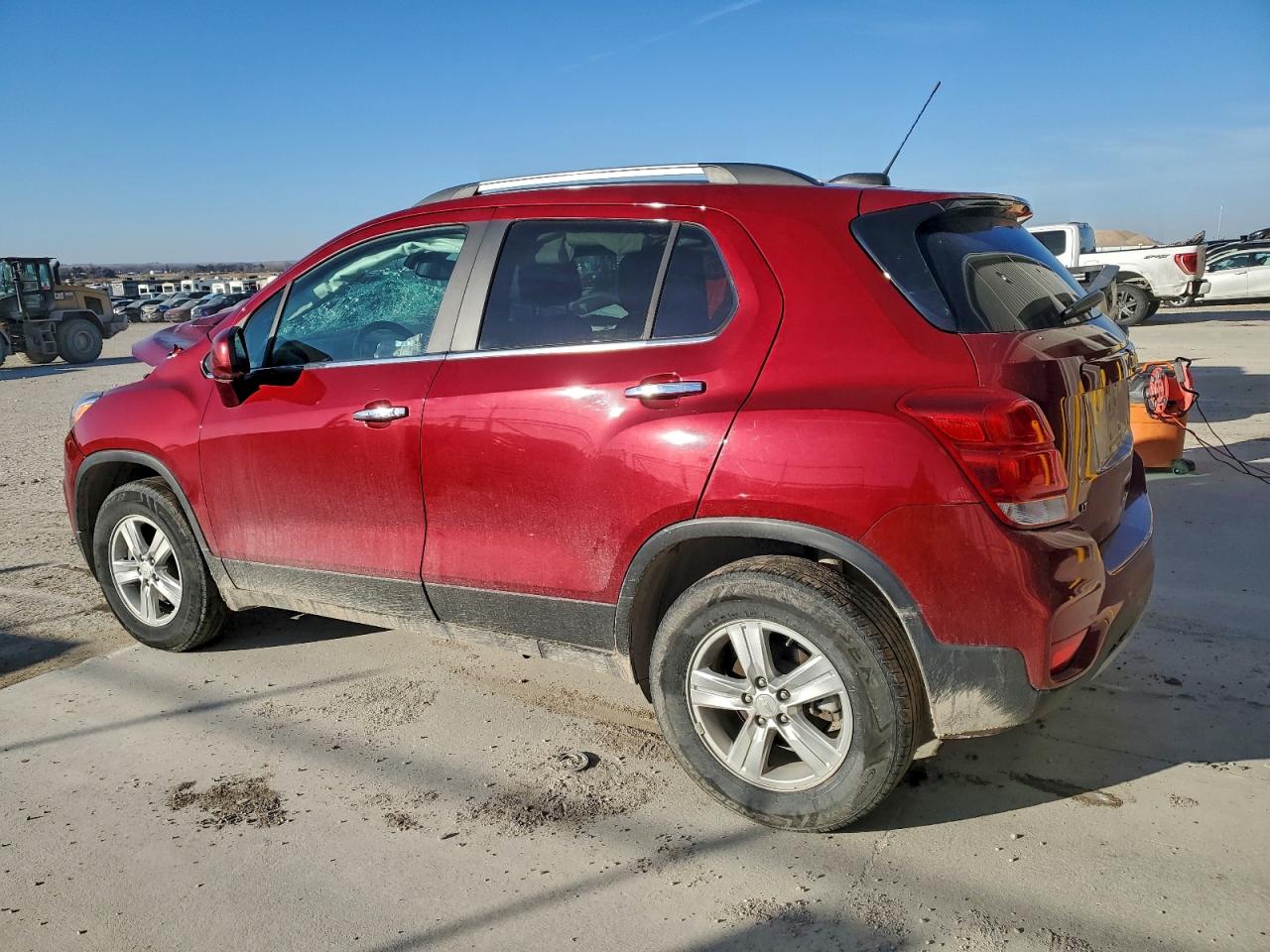 2020 CHEVROLET TRAX 1LT photo 2