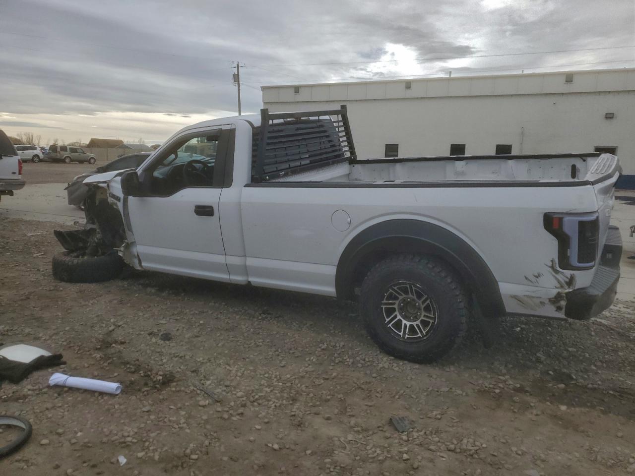 2017 FORD F150 photo 2