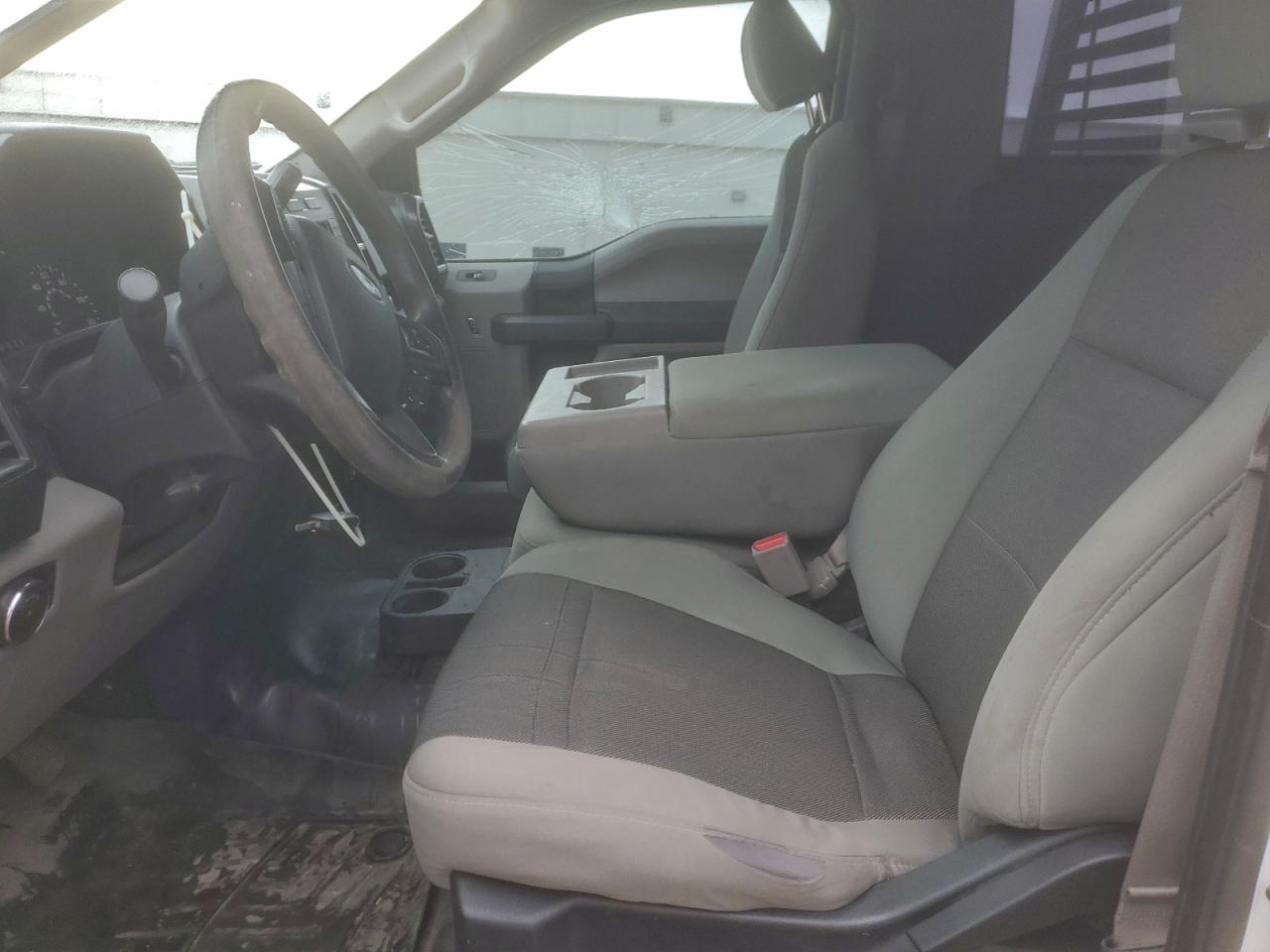 2017 FORD F150 photo 10