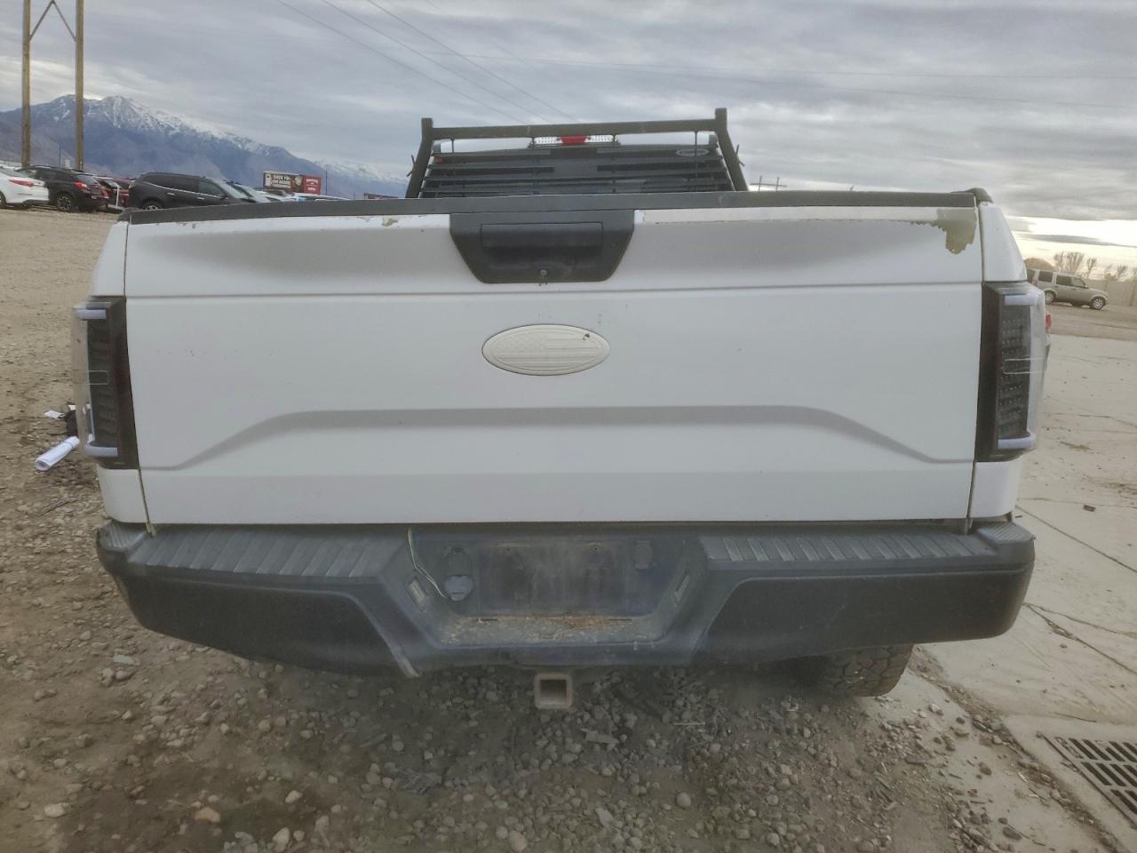 2017 FORD F150 photo 6