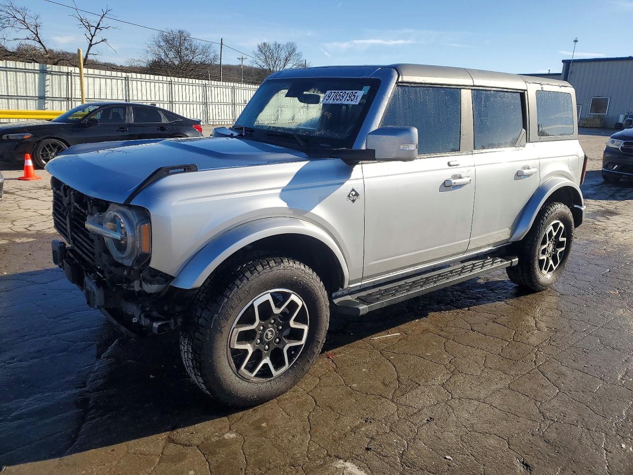 2021 FORD BRONCO
