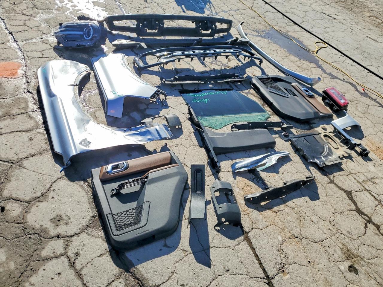 2021 FORD BRONCO BASE photo 25