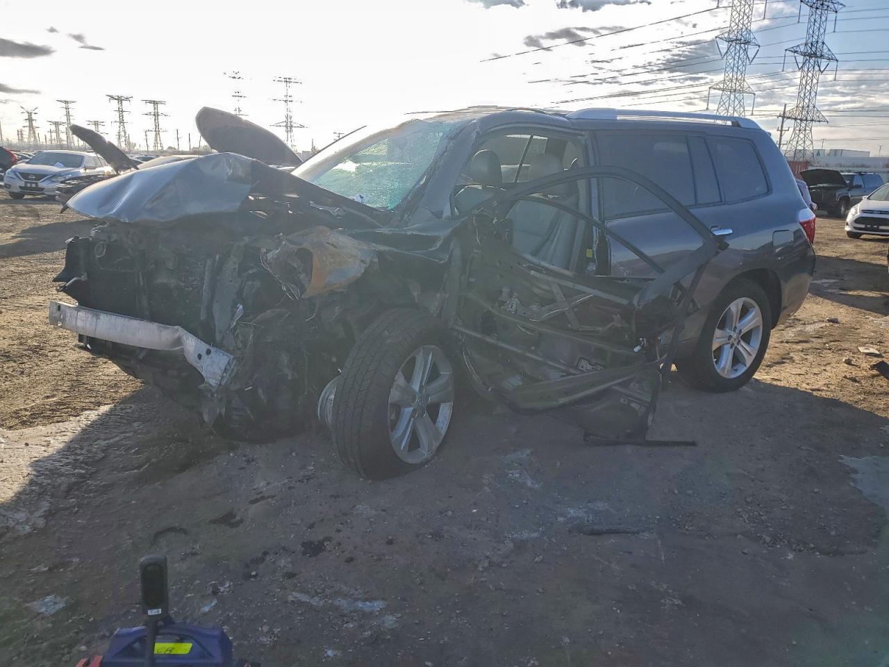 2010 TOYOTA HIGHLANDER