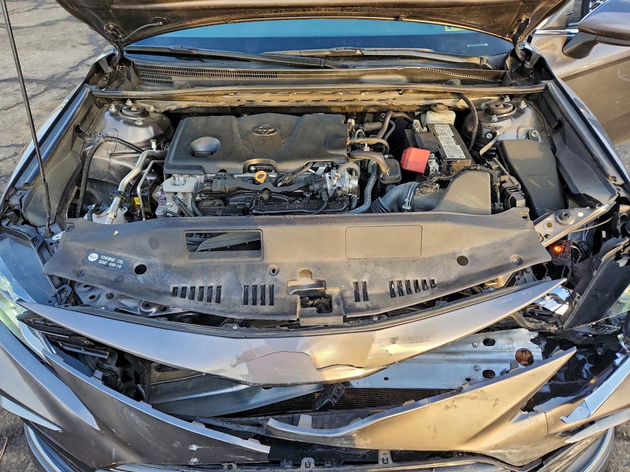 2021 TOYOTA CAMRY LE photo 11