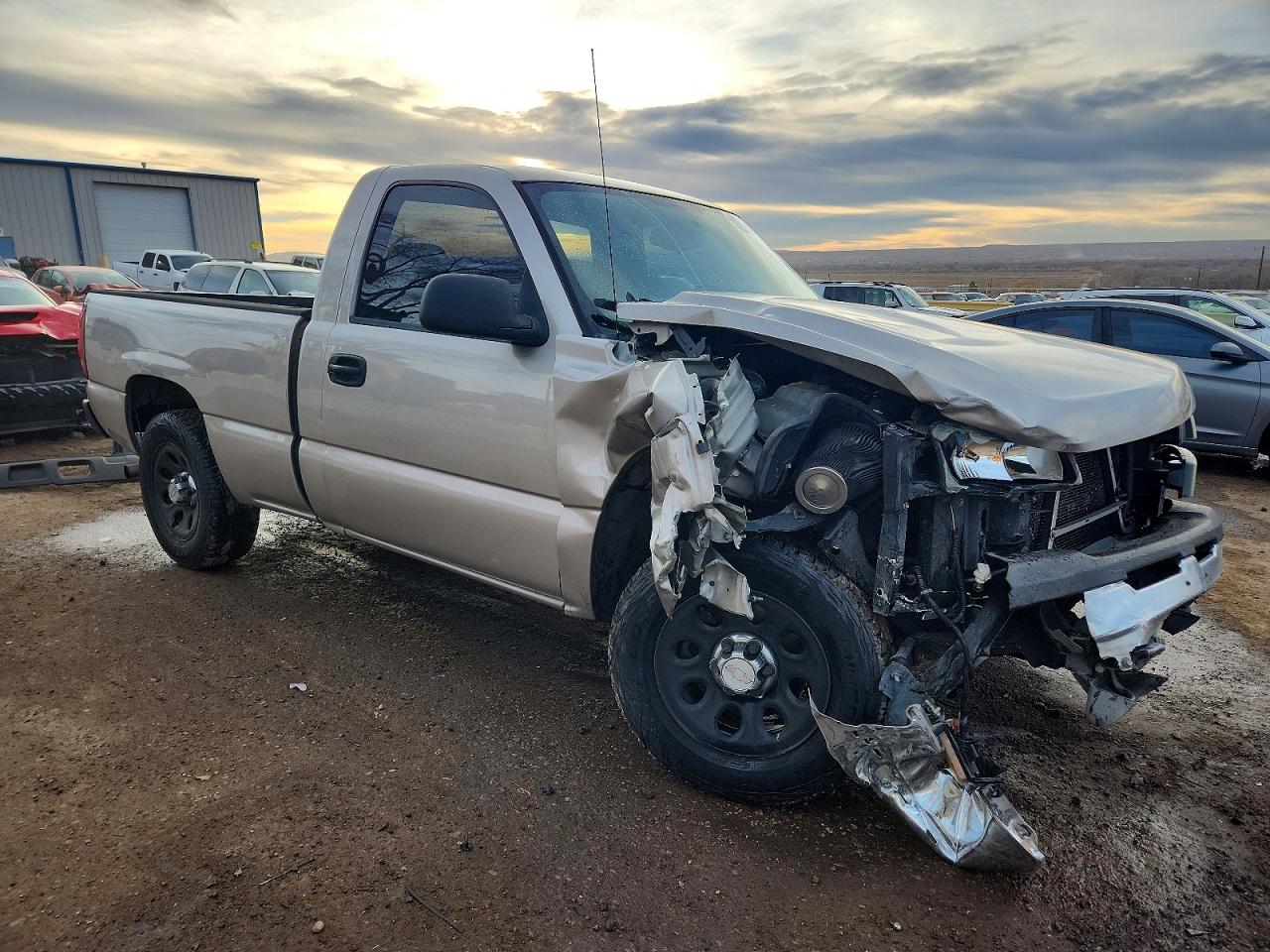 2006 CHEVROLET SILVERADO C1500 photo 4