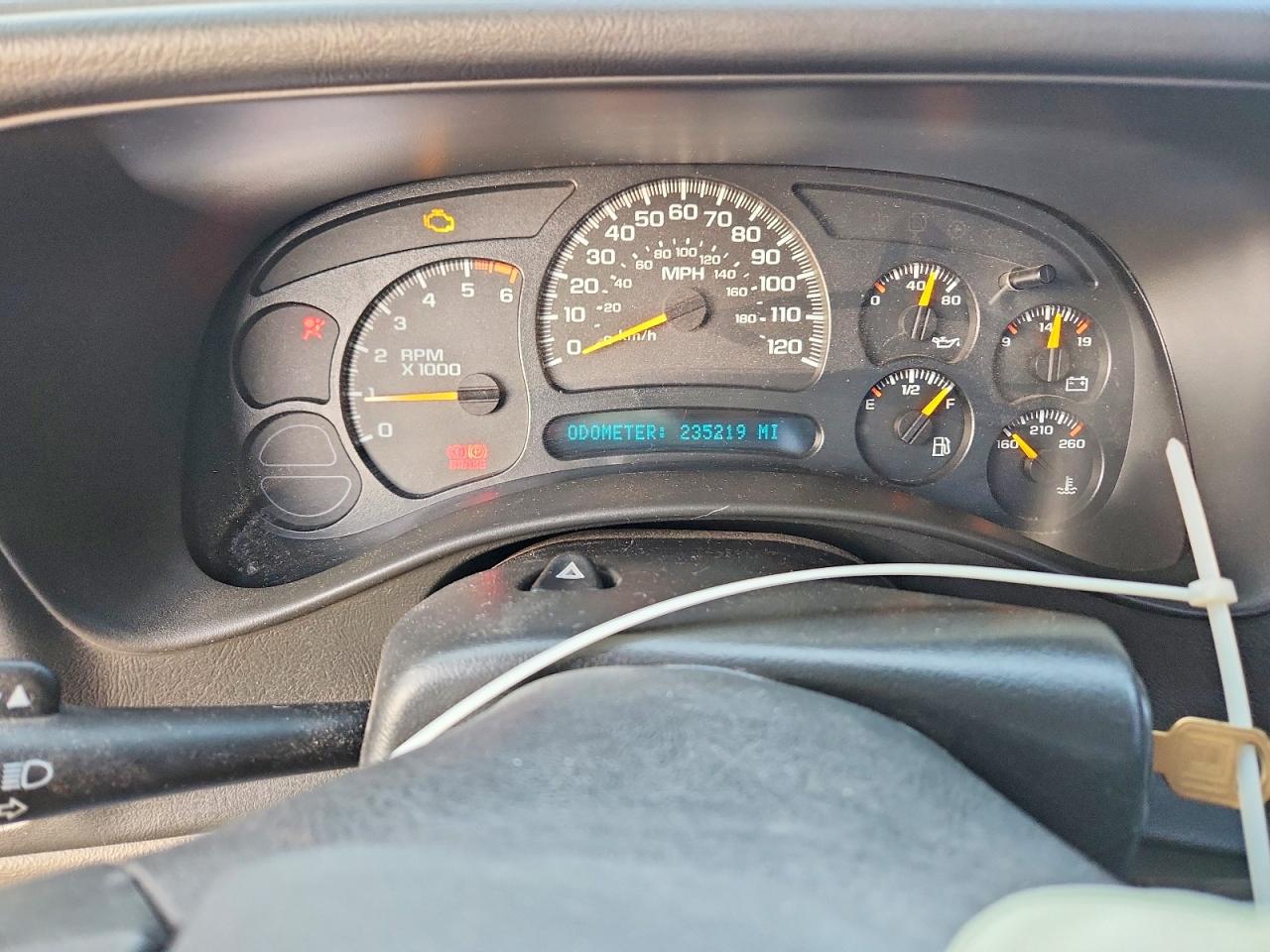 2006 CHEVROLET SILVERADO C1500 photo 9