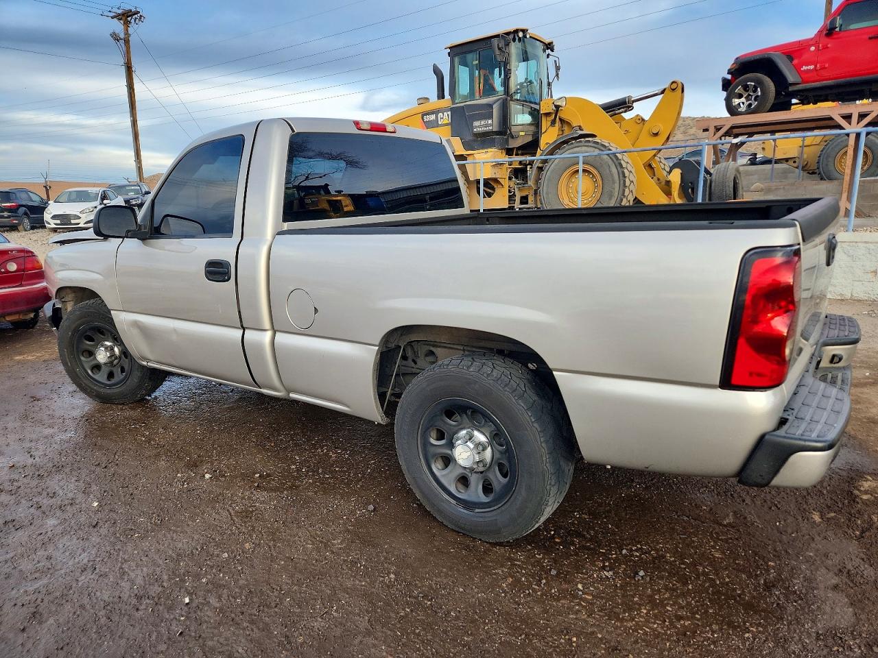 2006 CHEVROLET SILVERADO C1500 photo 2