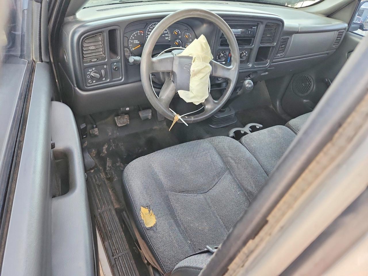 2006 CHEVROLET SILVERADO C1500 photo 8