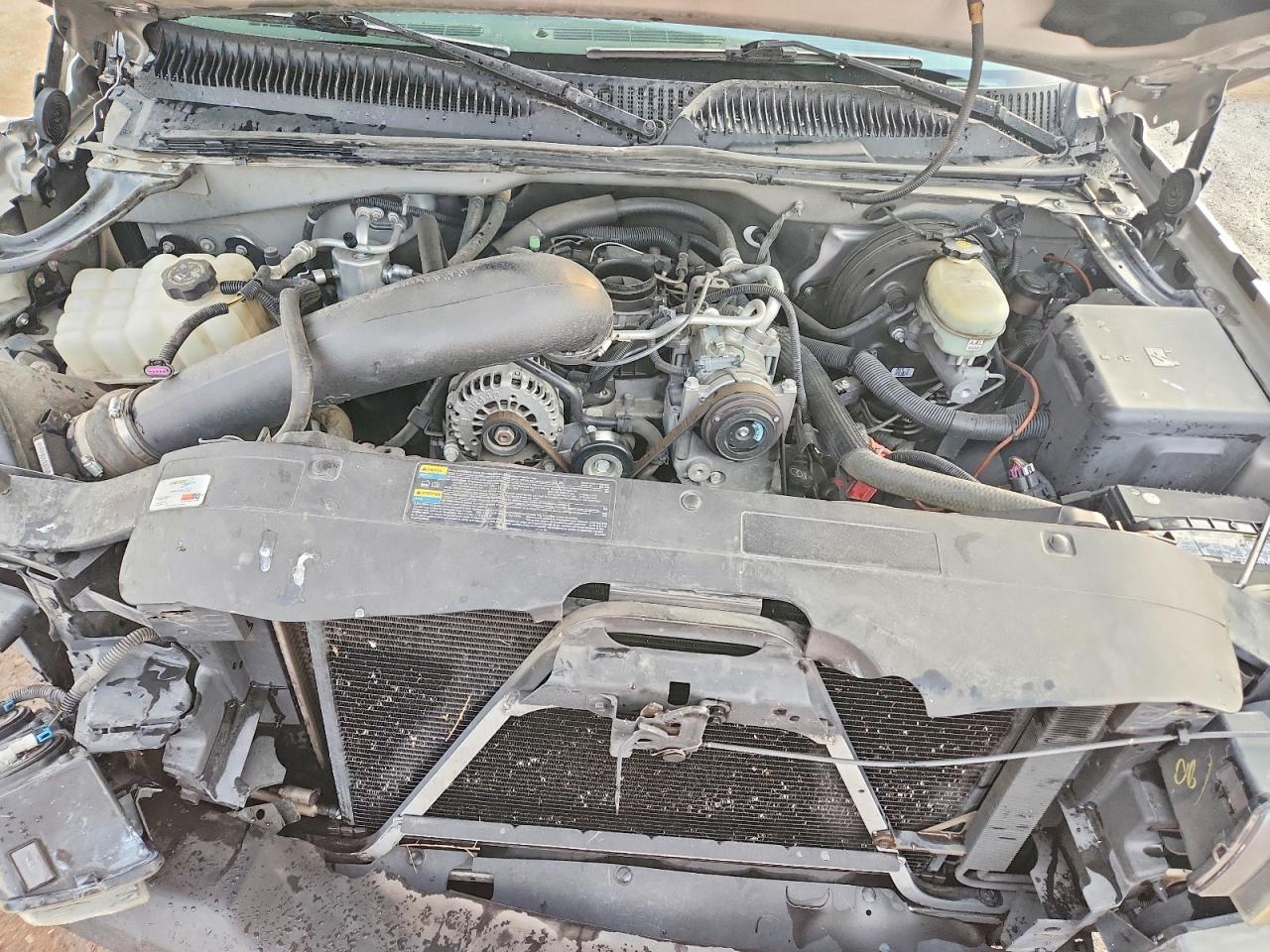 2006 CHEVROLET SILVERADO C1500 photo 11