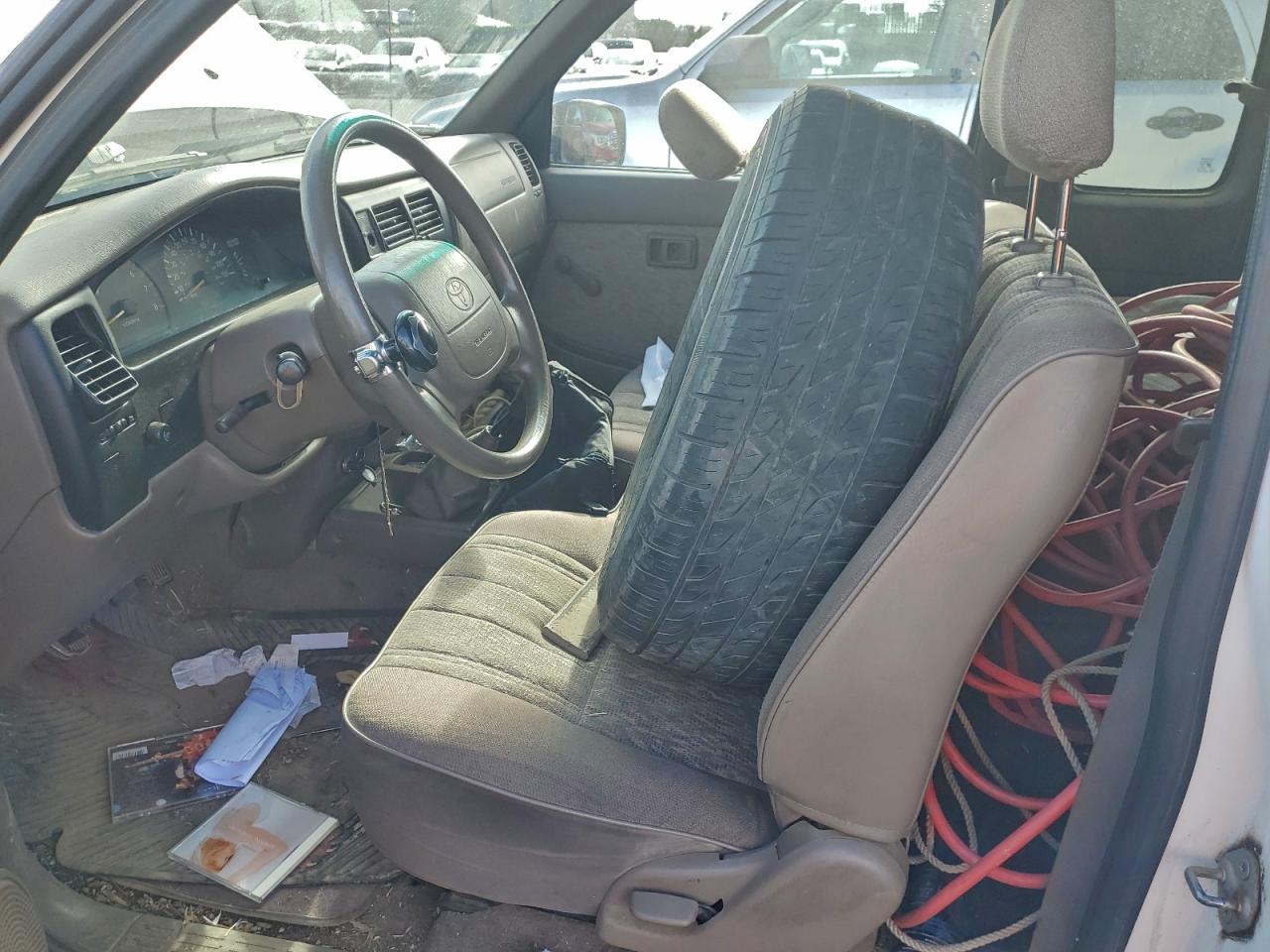 1999 TOYOTA TACOMA XTRACAB photo 7