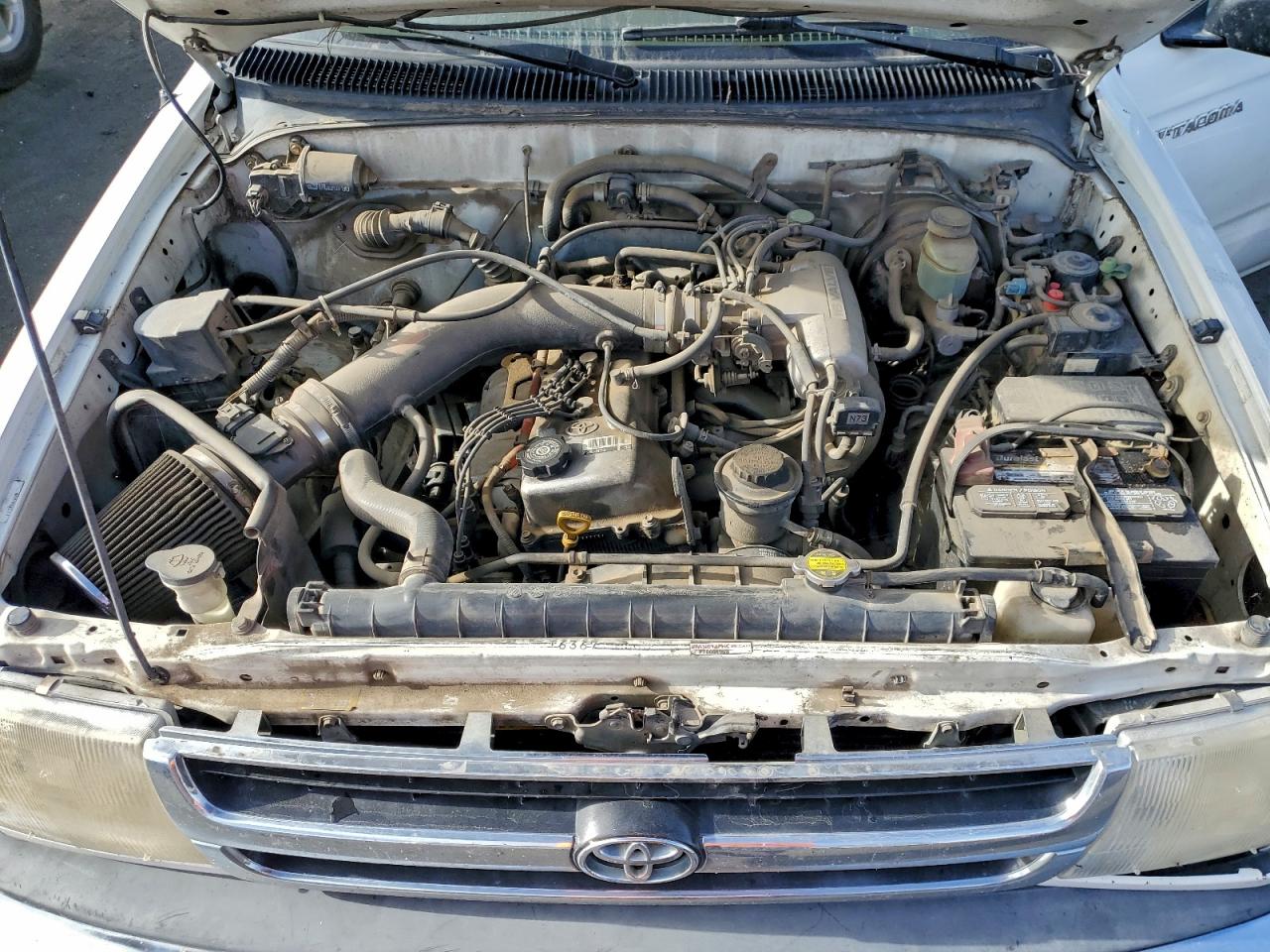 1999 TOYOTA TACOMA XTRACAB photo 11