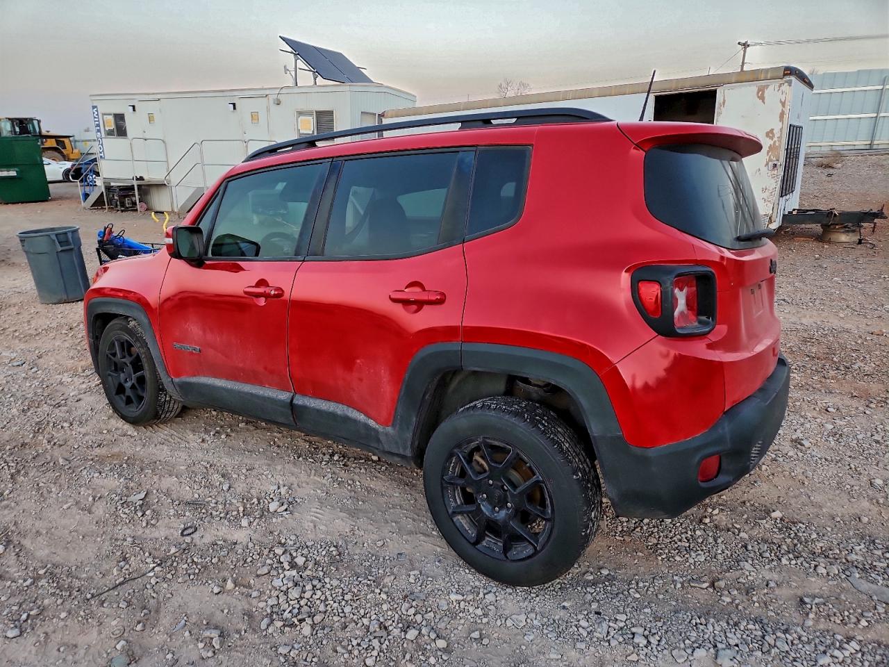 2019 JEEP RENEGADE LATITUDE photo 2