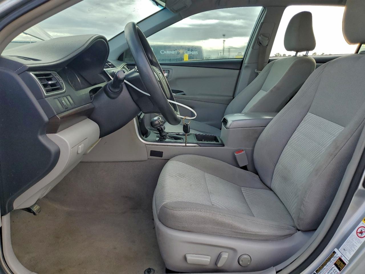 2016 TOYOTA CAMRY LE photo 7